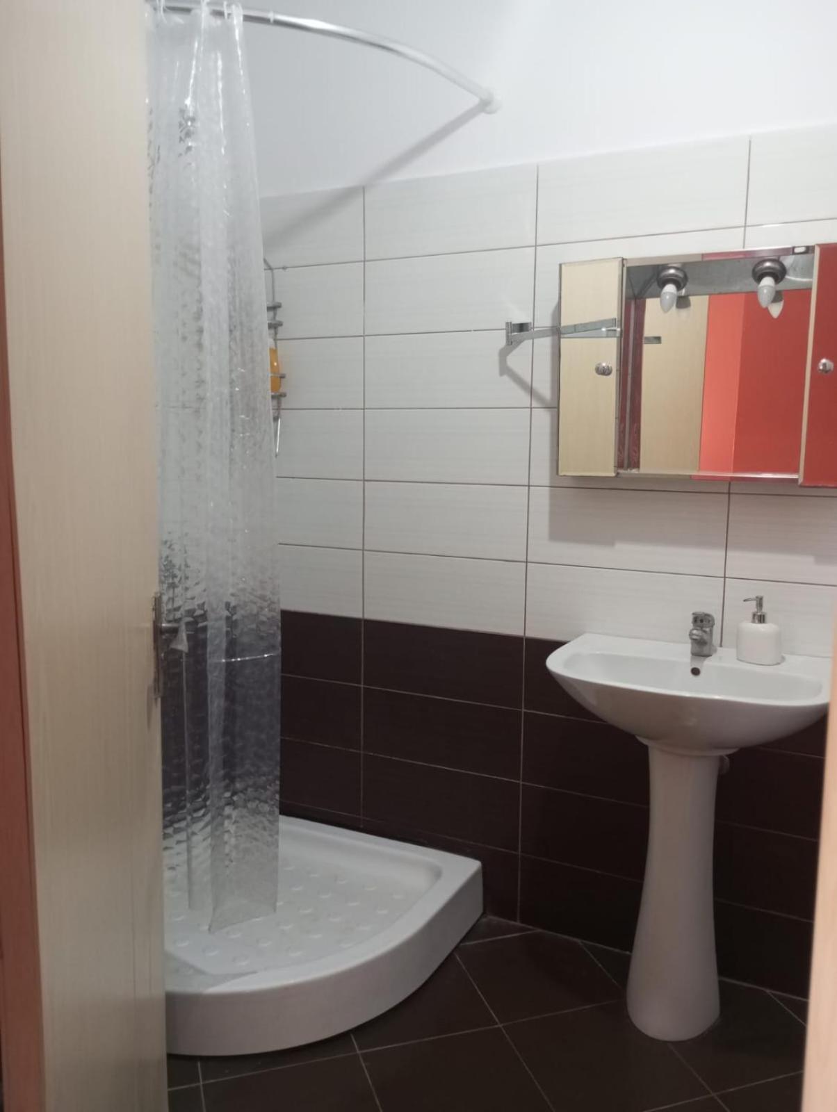 Maksimilian Apartament Durrës Habitación foto